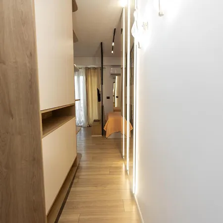 4e Luxury * Vlorë