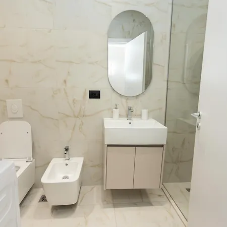 דירה 4e Luxury